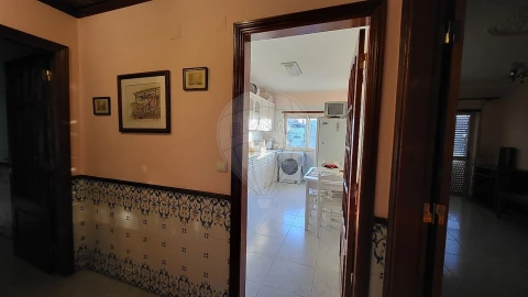 Apartamento T2 para Venda em Carregado e Cadafais