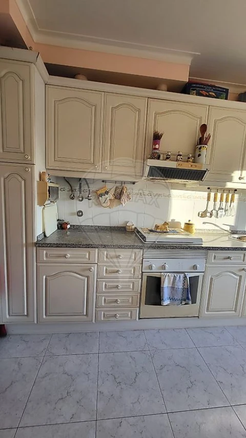 Apartamento T2 para Venda em Carregado e Cadafais