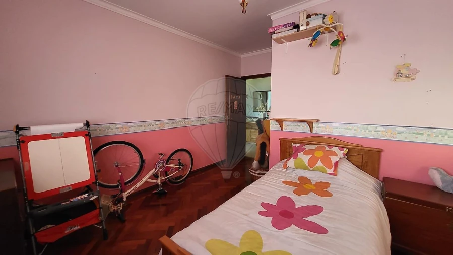 Apartamento T2 para Venda em Carregado e Cadafais Foto 26