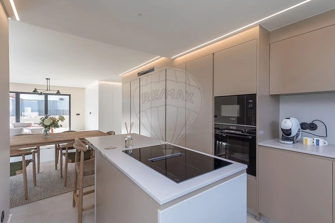 Moradia T5 para Venda em Cascais e Estoril Foto 18