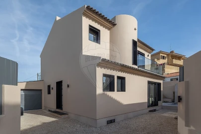 Moradia T5 para Venda em Cascais e Estoril