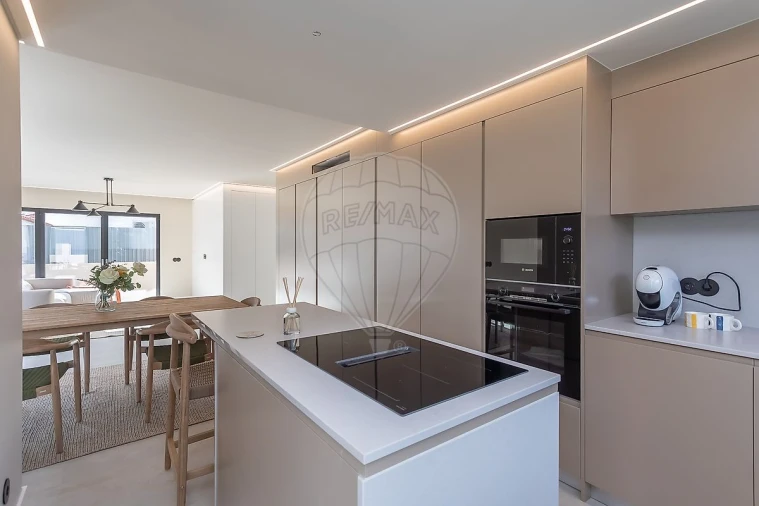 Moradia T5 para Venda em Cascais e Estoril Foto 18