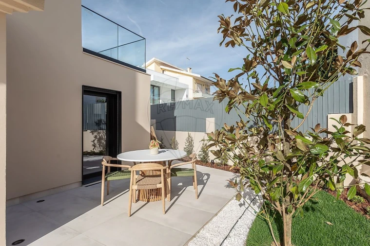 Moradia T5 para Venda em Cascais e Estoril Foto 22