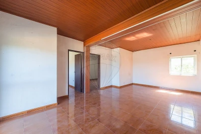 Moradia T2 para Venda em Algueirão-Mem Martins