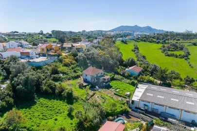 Moradia T2 para Venda em Algueirão-Mem Martins