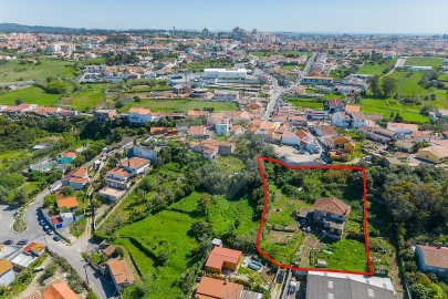 Moradia T2 para Venda em Algueirão-Mem Martins