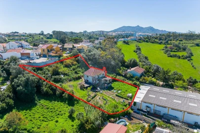 Moradia T2 para Venda em Algueirão-Mem Martins