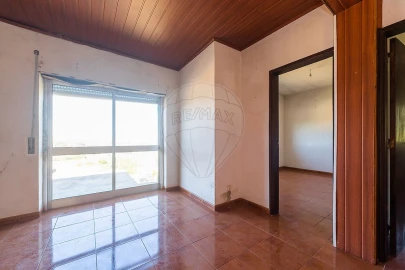 Moradia T2 para Venda em Algueirão-Mem Martins