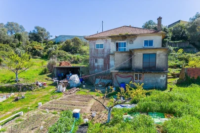 Moradia T2 para Venda em Algueirão-Mem Martins