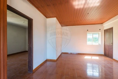Moradia T2 para Venda em Algueirão-Mem Martins