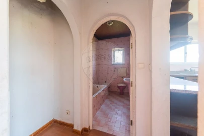 Moradia T2 para Venda em Algueirão-Mem Martins