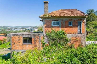 Moradia T2 para Venda em Algueirão-Mem Martins