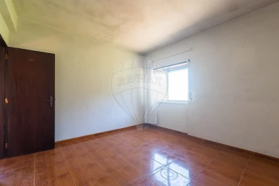 Moradia T2 para Venda em Algueirão-Mem Martins