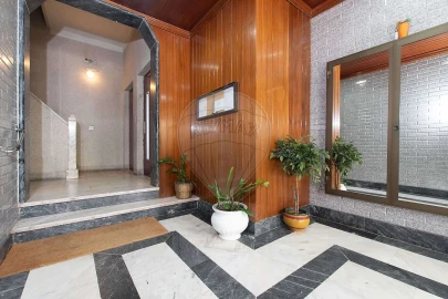 Apartamento T2 para Venda em Massamá e Monte Abraão