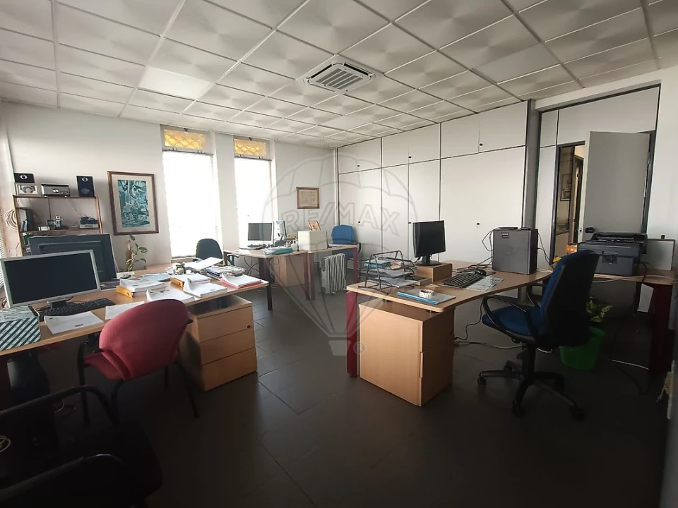 Loja para Venda em Queluz e Belas Foto 14