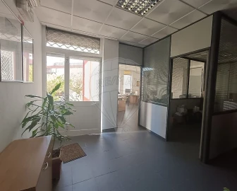 Loja para Venda em Queluz e Belas