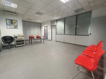 Loja para Venda em Queluz e Belas