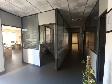 Loja para Venda em Queluz e Belas