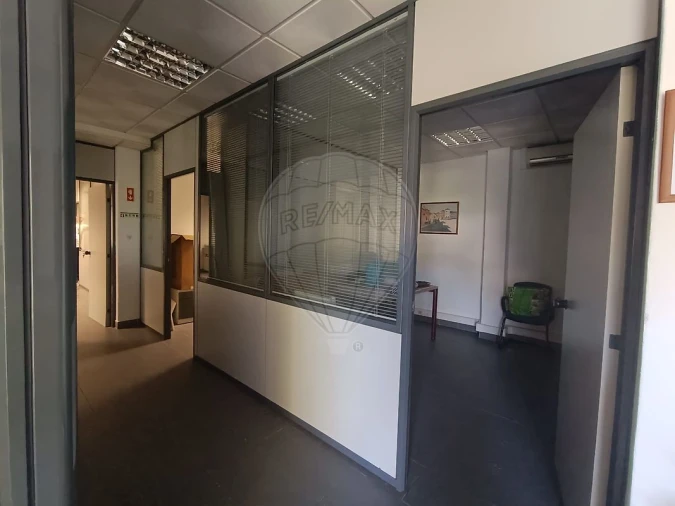 Loja para Venda em Queluz e Belas Foto 10