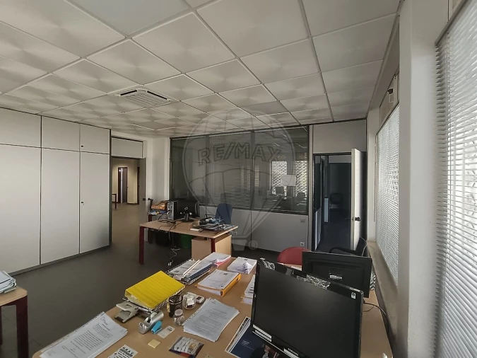 Loja para Venda em Queluz e Belas Foto 15