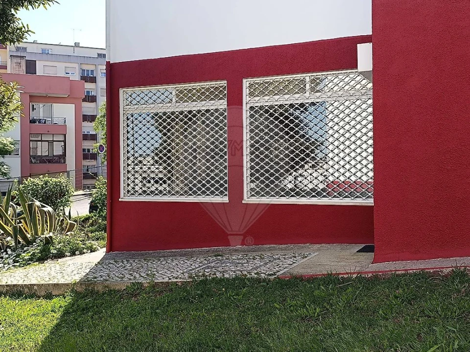 Loja para Venda em Queluz e Belas Foto 20