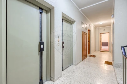 Apartamento T3 para Venda em Ramalde