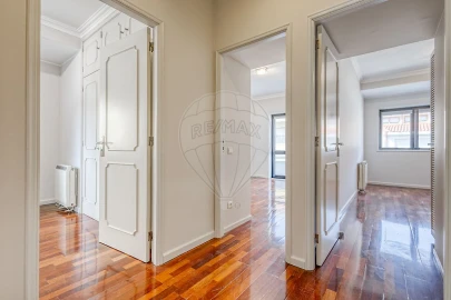 Apartamento T3 para Venda em Ramalde