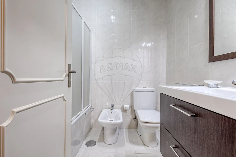 Apartamento T3 para Venda em Ramalde Foto 9