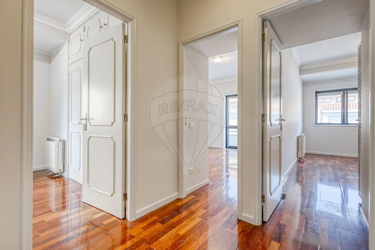 Apartamento T3 para Venda em Ramalde Foto 12