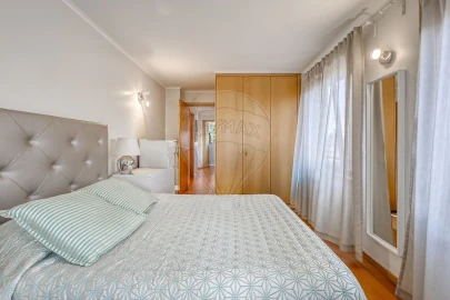 Apartamento T2 para Venda em Lordelo do Ouro e Massarelos