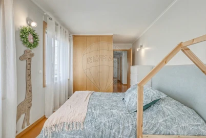 Apartamento T2 para Venda em Lordelo do Ouro e Massarelos