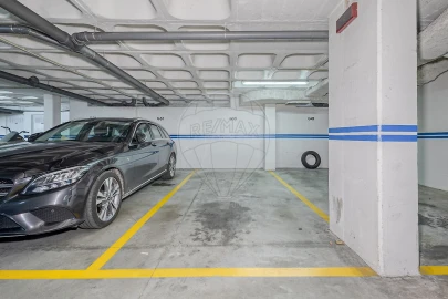 Apartamento T2 para Venda em Lordelo do Ouro e Massarelos