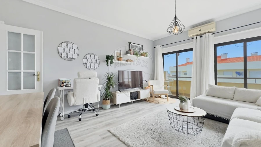 Apartamento T2 para Venda em Pinhal Novo Foto 5