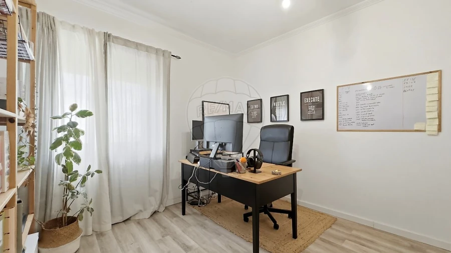 Apartamento T2 para Venda em Pinhal Novo Foto 19