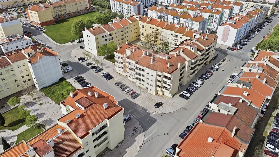 Apartamento T2 para Venda em Pinhal Novo Foto 4