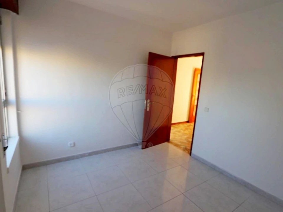 Apartamento T3 para Venda em Corroios Foto 10
