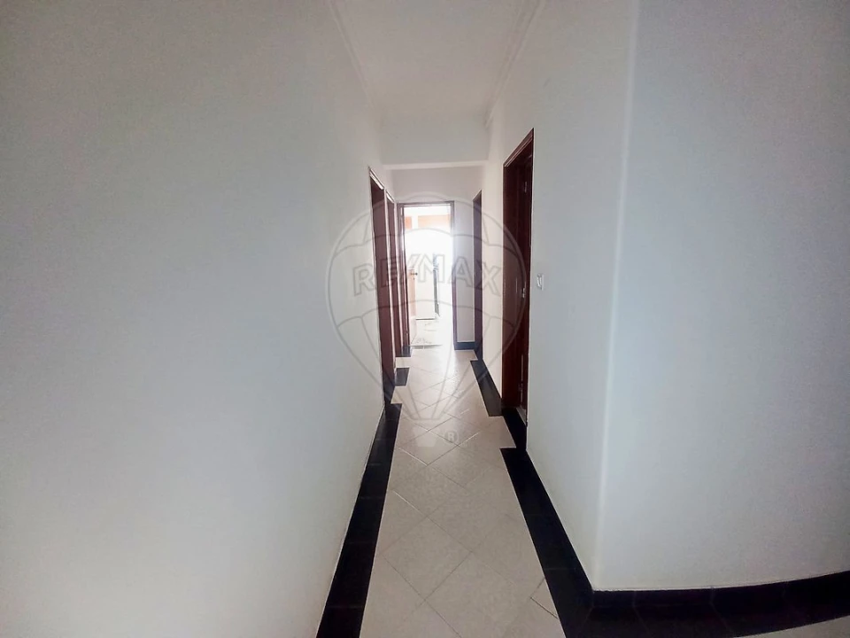 Apartamento T2 para Venda em Amora Foto 31
