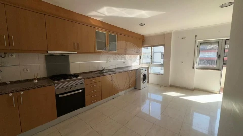 Apartamento T2 para Venda em Amora