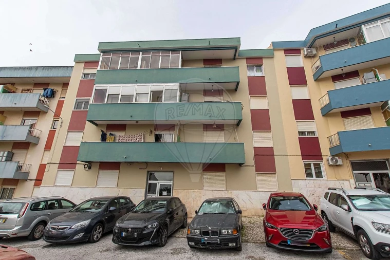 Apartamento T4 para Venda em Alverca do Ribatejo e Sobralinho Foto 2