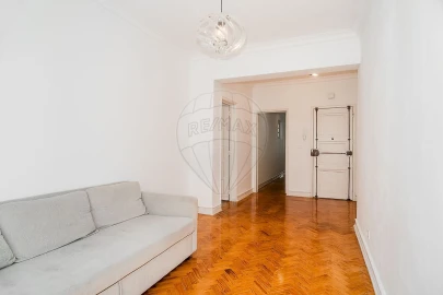 Apartamento T3 para Arrendamento em Avenidas Novas