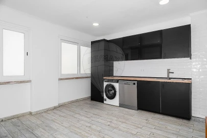 Apartamento T3 para Arrendamento em Avenidas Novas