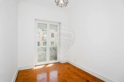 Apartamento T3 para Arrendamento em Avenidas Novas