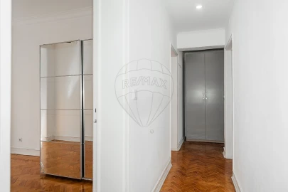 Apartamento T3 para Arrendamento em Avenidas Novas