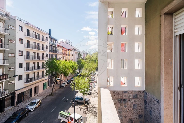 Apartamento T3 para Arrendamento em Avenidas Novas Foto 14