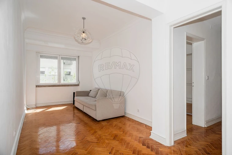 Apartamento T3 para Arrendamento em Avenidas Novas Foto 5