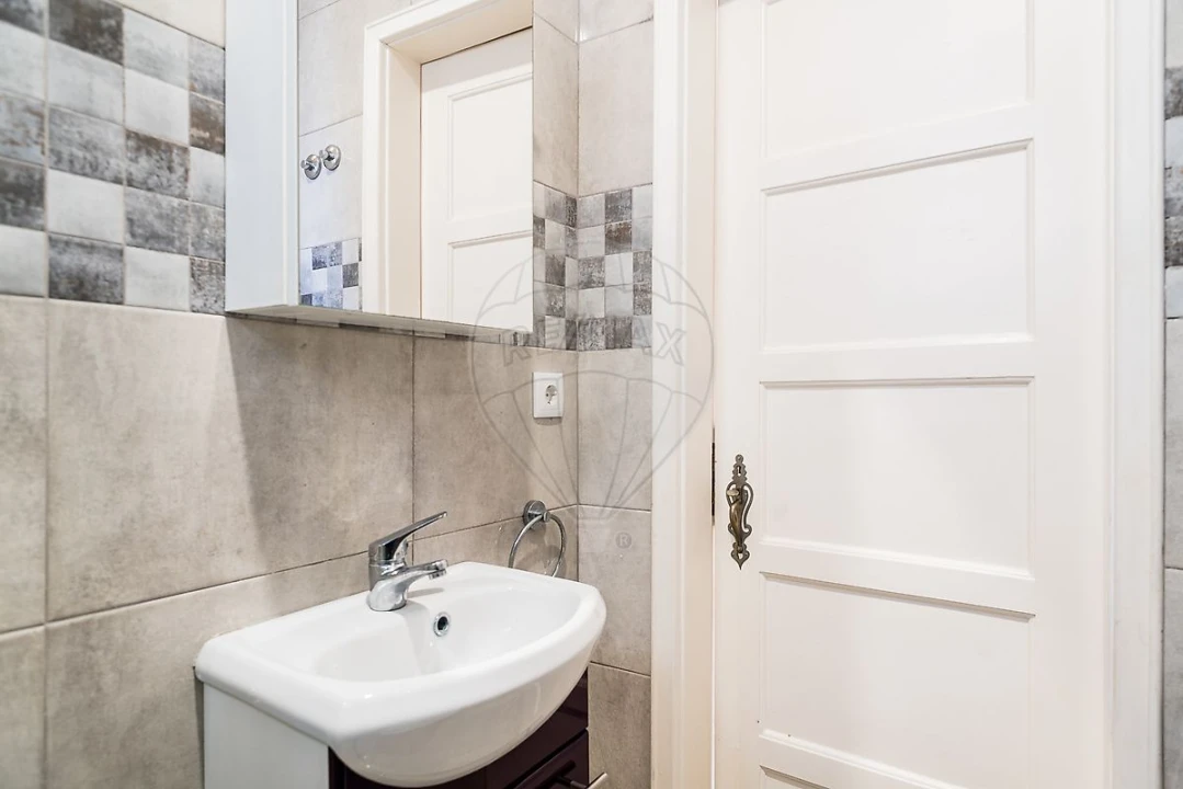 Apartamento T3 para Arrendamento em Avenidas Novas Foto 23