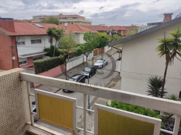 Apartamento T4 para Venda em Espinho