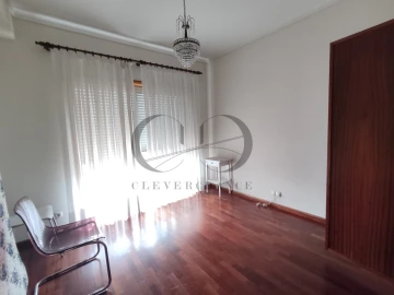 Apartamento T4 para Venda em Espinho