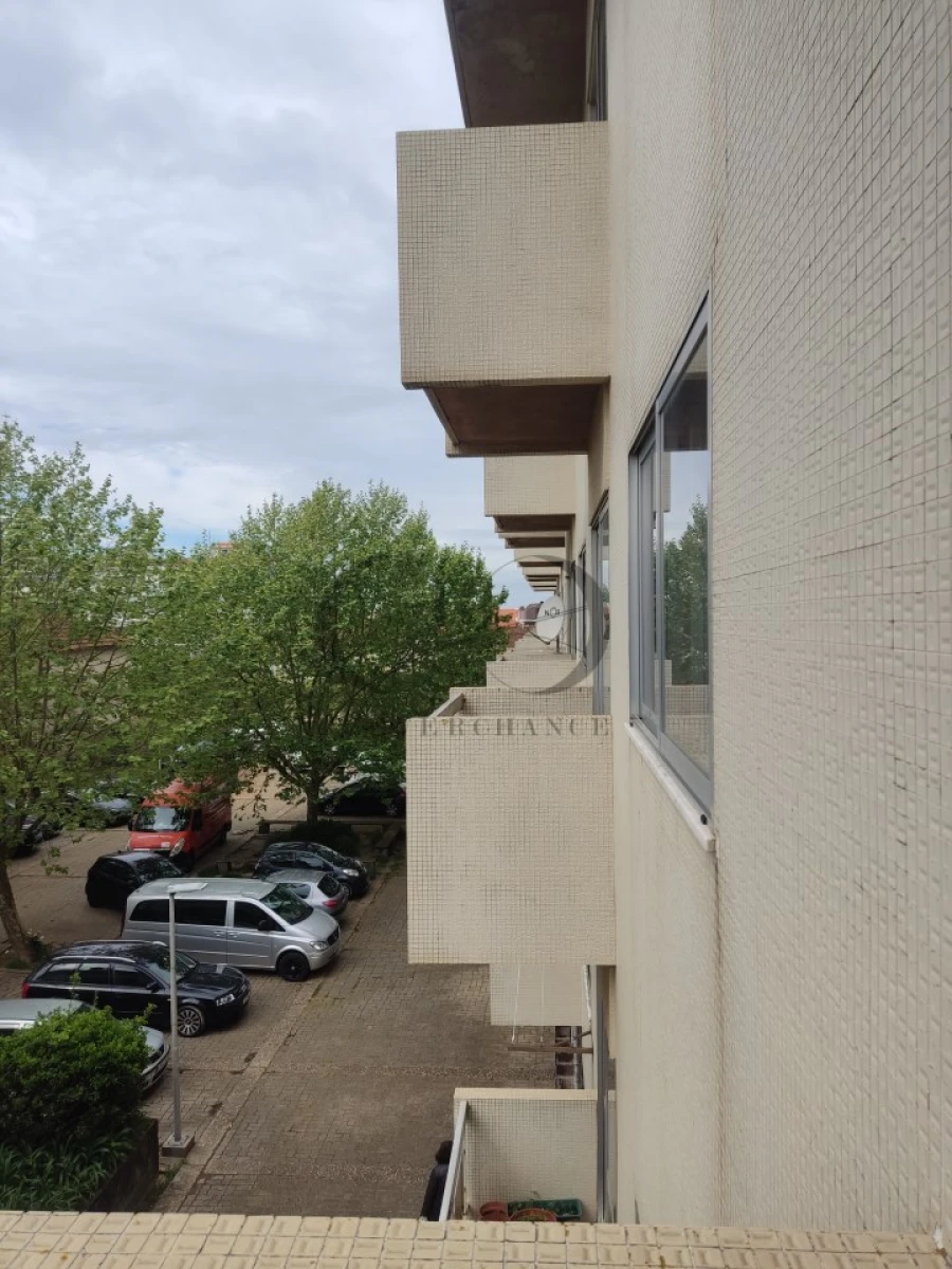 Apartamento T4 para Venda em Espinho Foto 4