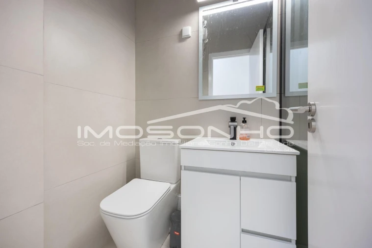 Apartamento T2 para Venda em Marinha Grande Foto 10